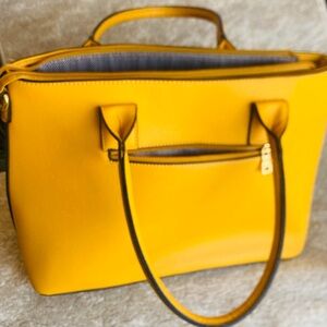 Eye-catching Woman’s Handbag